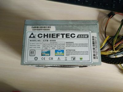 Лот: 5995571. Фото: 1. Блок питания Chieftec 650W [CTB-650S... Корпуса, блоки питания