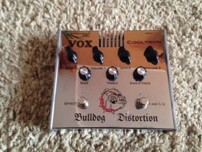 Лот: 4039144. Фото: 1. VOX Cooltron Bulldog Distortion... Гитарные эффекты и комбоусилители