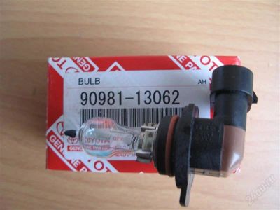 Лот: 1004554. Фото: 1. Лампа ближнего света Toyota 90981-13062. Оптика и освещение