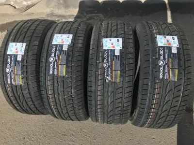 Лот: 25705551. Фото: 1. Зимняя резина 275/45 R-20 " Royal... Шины