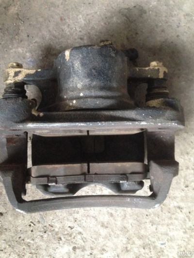 Лот: 17233895. Фото: 1. супорт toyota cresta/chaeser/mark... Тормозная система