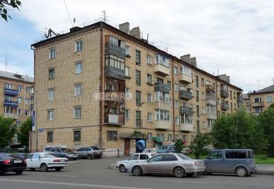 Лот: 3539025. Фото: 1. Сдам 1-комнатную в центре, Сурикова. Квартиры, студии