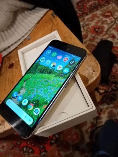 Лот: 19850274. Фото: 1. Xiaomi mi a 1. Смартфоны