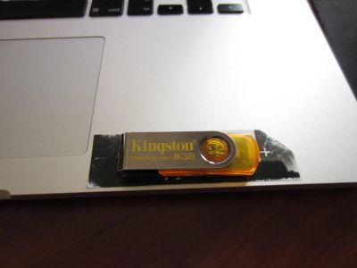 Лот: 4355665. Фото: 1. Kingston DataTraveler 8GB. USB-флеш карты