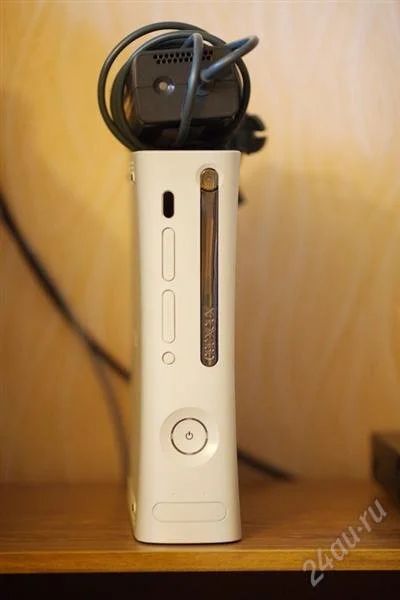 Лот: 2790133. Фото: 1. Xbox 360 б/у (ревизия Falcon... Игровые приставки, консоли