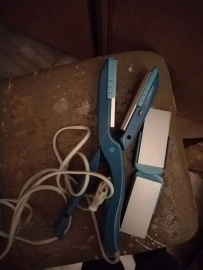Лот: 24845318. Фото: 1. Утюжок для волос. Укладка и стрижка волос, бритьё, эпиляция