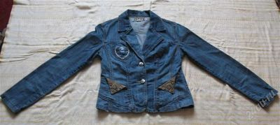 Лот: 2398452. Фото: 1. Продам джинсовую куртку (джинсовку... Пиджаки, жакеты, жилеты