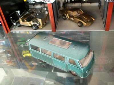 Лот: 6462570. Фото: 1. ..Гараж БК..установка стеклянного... Автомоделизм