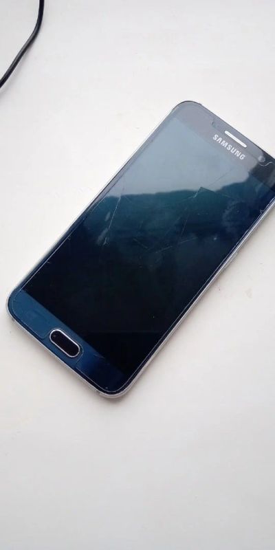 Лот: 17567250. Фото: 1. Самсунг S6. Смартфоны
