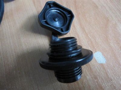 Лот: 1110812. Фото: 1. Пробка от надувного матраса фирмы... Другое (туризм)