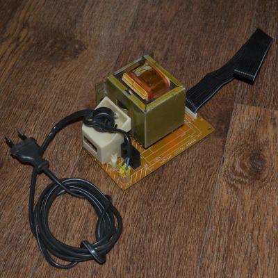Лот: 9437338. Фото: 1. Трансформатор от муз.центра Aiwa... Трансформаторы, катушки