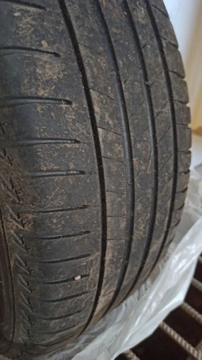 Лот: 21772461. Фото: 1. Шины Bridgestone Turanza T005... Шины