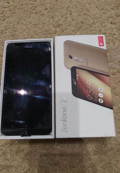 Лот: 10921571. Фото: 1. Смартфон ASUS ZenFone 2 ZE551ML... Смартфоны