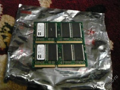 Лот: 1572357. Фото: 1. SO-DIMM PC-133 144 PIN 256 мб. Оперативная память