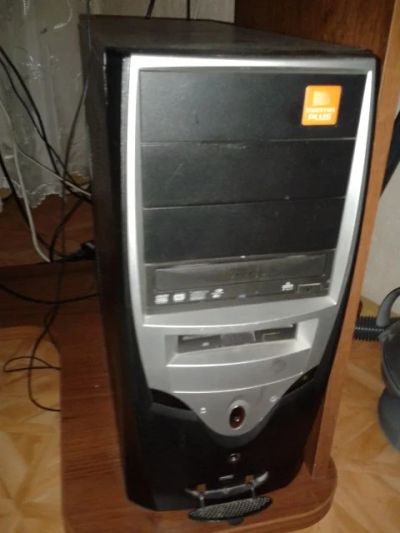 Лот: 5112538. Фото: 1. Игровой компьютер Intelx2. 6Gb... Компьютеры в сборе