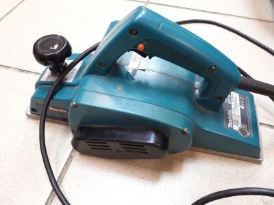 Лот: 13269475. Фото: 1. Электрорубанок Makita 1911B. Электроинструмент