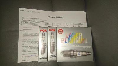 Лот: 8553188. Фото: 1. Свеча зажигания NGK Laser Platinum... Двигатель и элементы двигателя