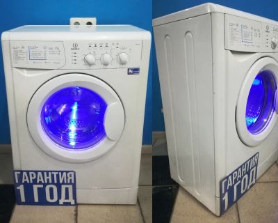 Лот: 21184448. Фото: 1. Стиральная машина Indesit wisl... Стиральные машины