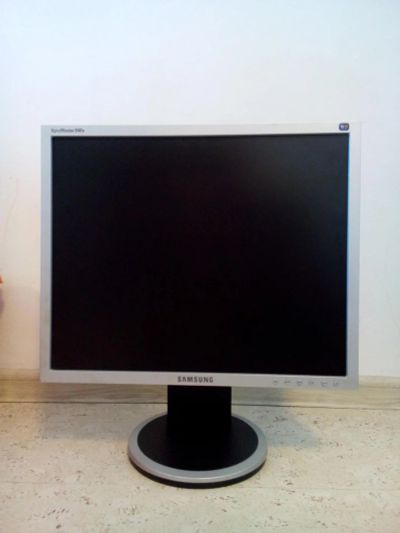 Лот: 9102360. Фото: 1. Samsung SyncMaster 940b. ЖК-мониторы