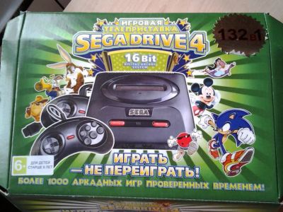 Лот: 6303124. Фото: 1. Sega drive 4 + 2 кассеты (где-то... Игровые приставки, консоли
