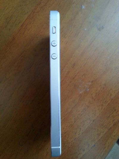 Лот: 7080168. Фото: 1. iPhone 5. Смартфоны