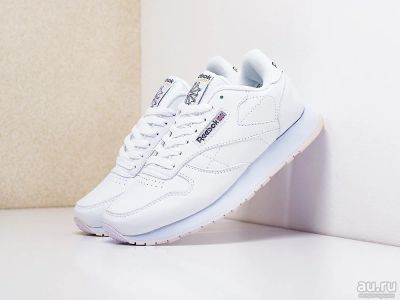Лот: 17094008. Фото: 1. Кроссовки Reebok Classic Leather... Кеды, кроссовки, слипоны