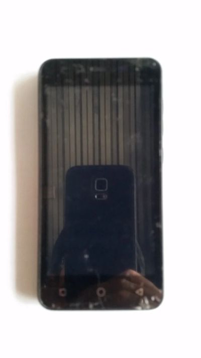 Лот: 12699978. Фото: 1. Смартфон micromax q415. Смартфоны