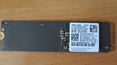 Лот: 25804986. Фото: 1. SSD-накопитель Samsung PM991 MZ-VLQ2560. SSD-накопители