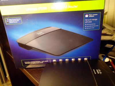 Лот: 4790984. Фото: 1. Роутер (маршрутизатор) Cisco Linksys... Маршрутизаторы (роутеры)