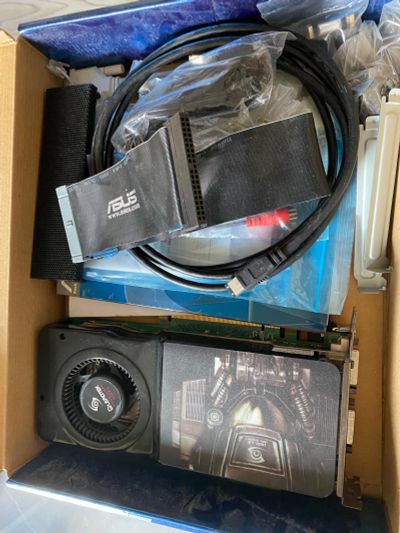 Лот: 23291057. Фото: 1. Видеокарта GeForce. Видеокарты