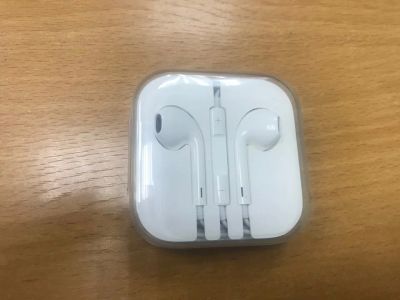 Лот: 17580340. Фото: 1. Наушники гарнитура Apple Earpods... Наушники, гарнитуры