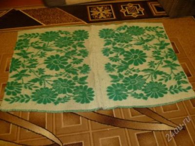 Лот: 1362440. Фото: 1. Одеяло шерстяное, зеленое. Постельное бельё