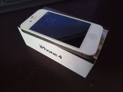 Лот: 12038532. Фото: 1. iphone 4. Смартфоны