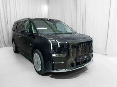 Лот: 25272711. Фото: 1. Минивэн Zeekr 009 2024. Автомобили