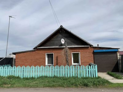 Лот: 17705222. Фото: 1. Дом в п. Емельяново. Дома