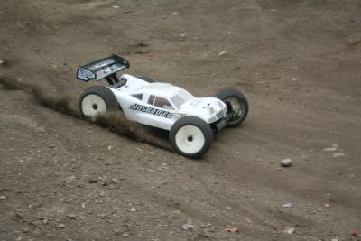 Лот: 4343385. Фото: 1. RC Car Hot Bodies D8T 1/8 электро. Автомоделизм