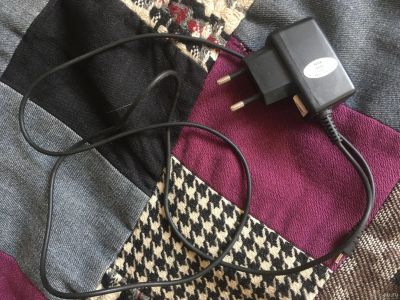 Лот: 13468754. Фото: 1. Зарядка Nokia тонкая. Зарядные устройства, блоки питания, адаптеры сетевые для смартфонов