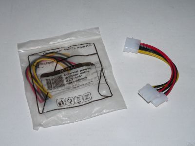 Лот: 18286415. Фото: 1. Переходник Molex - 2xMolex (1xMolex... Шлейфы, кабели, переходники
