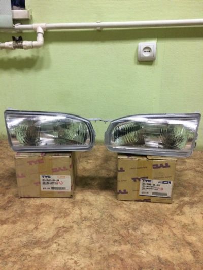 Лот: 13483742. Фото: 1. Фара Toyota Corolla AE110 EE100... Оптика и освещение