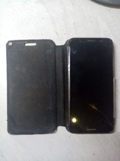 Лот: 19627929. Фото: 1. Смартфончик Huawei Y5 Lite. Смартфоны
