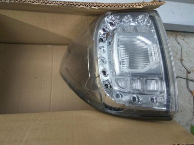 Лот: 10375437. Фото: 1. Фара задняя правая Nissan Patrol... Оптика и освещение