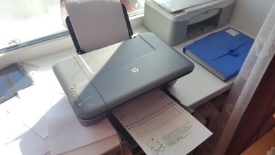 Лот: 6191076. Фото: 1. HP Deskjet 1050A состояние нового. МФУ и копировальные аппараты