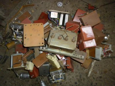 Лот: 7000459. Фото: 1. Куча различных конденсаторов. Конденсаторы