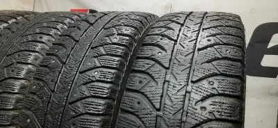 Лот: 21637332. Фото: 1. 185/65R15 88T Bridgestone Ice... Шины