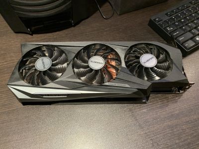 Лот: 17573035. Фото: 1. Б/у Gigabyte GeForce RTX 3080... Видеокарты