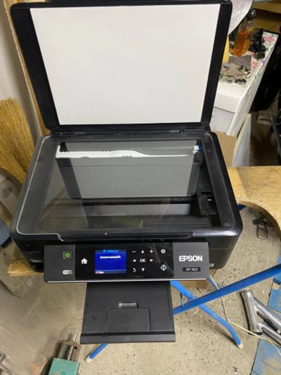 Лот: 25371780. Фото: 1. МФУ Epson Expression Home XP-423. МФУ и копировальные аппараты