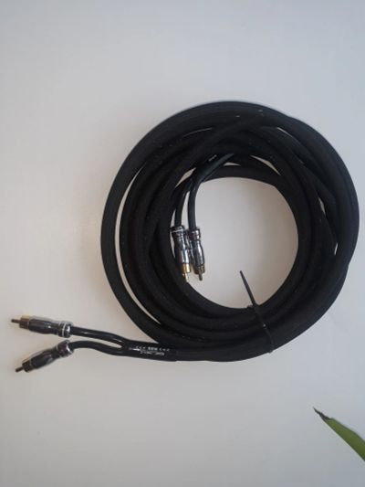 Лот: 19911599. Фото: 1. Межблочный кабель DAXX r88 5 метров. Аксессуары для автозвука