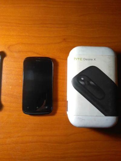 Лот: 6137377. Фото: 1. HTC Desire X. Смартфоны