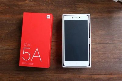 Лот: 10807202. Фото: 1. Xiaomi Redmi 5A (Silver Gray... Смартфоны