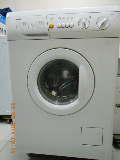 Лот: 4254758. Фото: 1. Продам стиральную машину Zanussi... Стиральные машины